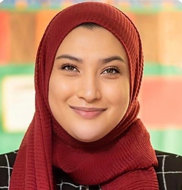 Laamia is currently working as an early childhood educator. She uses knowledge acquired from minoring in Arabic in her classroom by providing weekly supplementary early Arabic exposure for young children.  