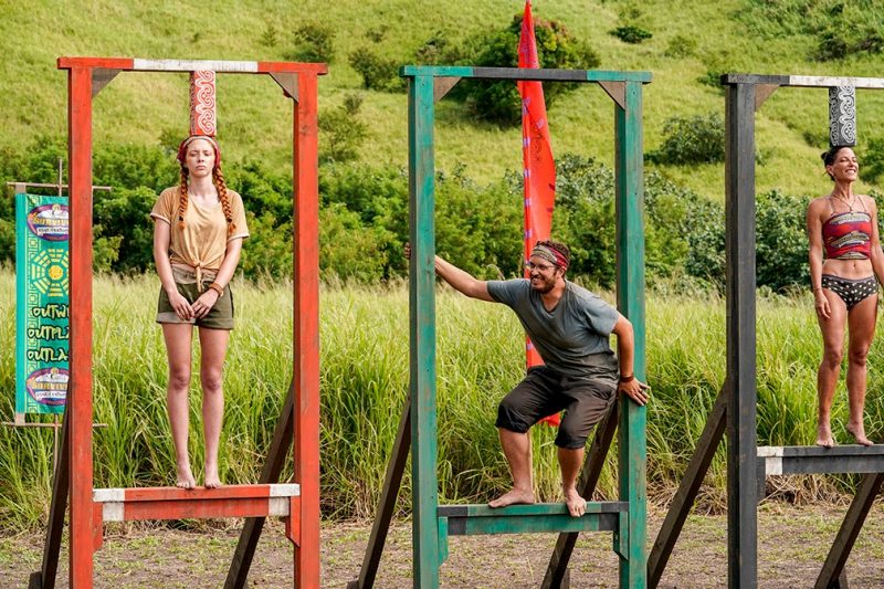 Rick Devens (center) competing during the eighth episode of “Survivor: Edge of Extinction” on the CBS Television Network. Photo: Robert Voets/CBS Entertainment ©2019 CBS Broadcasting Inc. All Rights Reserved.