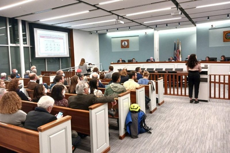 Photo of Falls Church Planning Commission meeting